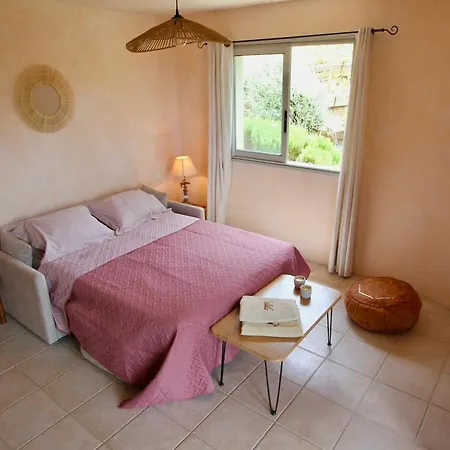 Apartment Studio, Vue Sur Et Montagne *