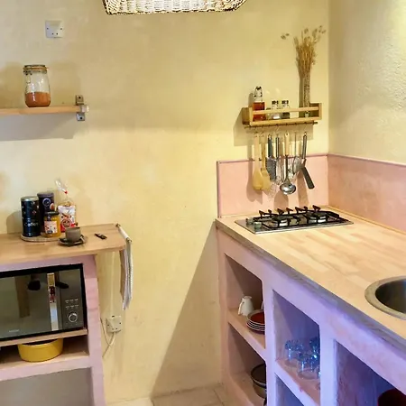 Studio, Vue Sur Et Montagne