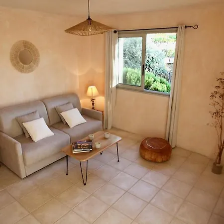 Appartamento Studio, Vue Sur Avec Piscine *