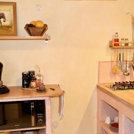 Studio, Vue Sur Et Montagne